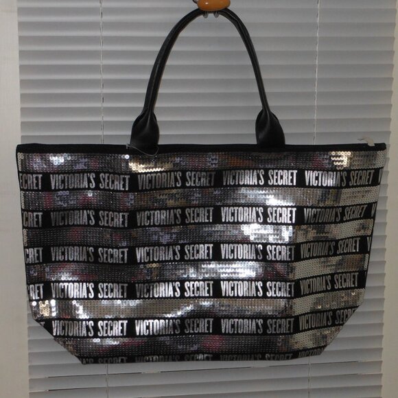 new Victoria Secret  tote bag - Picture 1 of 5